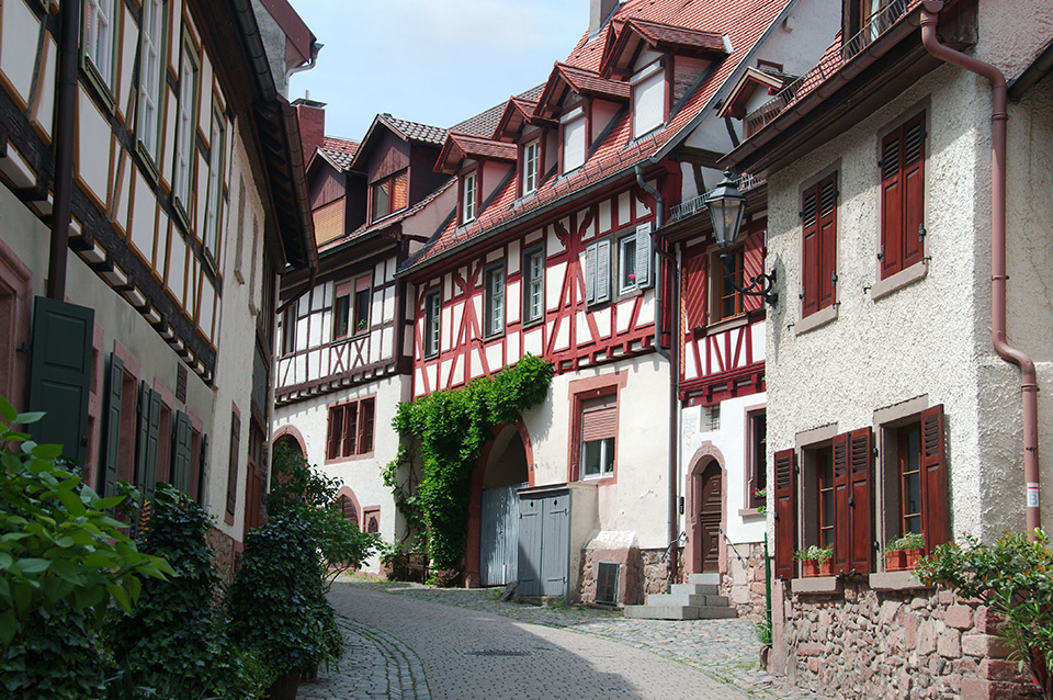Altbausanierung bei Weber & Weber GmbH in Schönburg