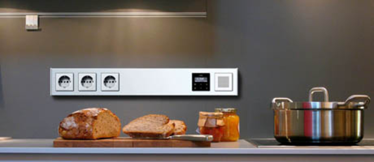 Gira Profil 55 bei Weber & Weber GmbH in Schönburg
