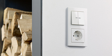 JUNG KNX Taster F 10 bei Weber & Weber GmbH in Schönburg