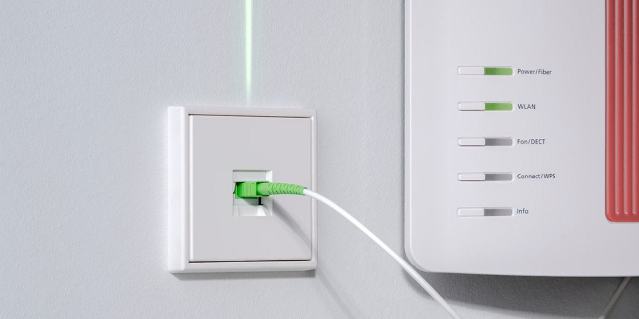 Die neuen Glasfaser-Anschlussdosen bei Weber & Weber GmbH in Schönburg