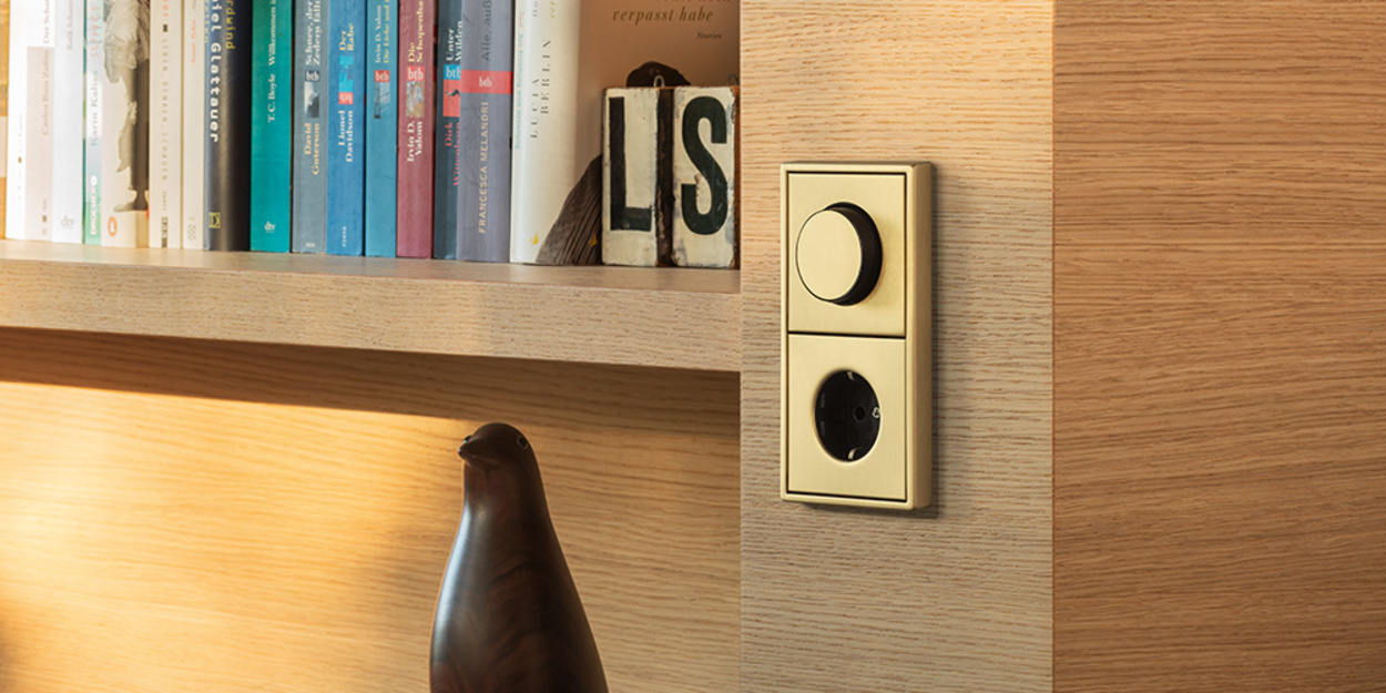 Drehdimmer-Abdeckungen bei Weber & Weber GmbH in Schönburg