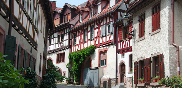 Altbau­sanierung bei Weber & Weber GmbH in Schönburg